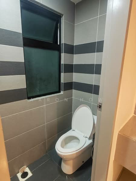 Service Residence for Rent at G Residence - Aaron How - Bathroom - PropertyGuru.com.my