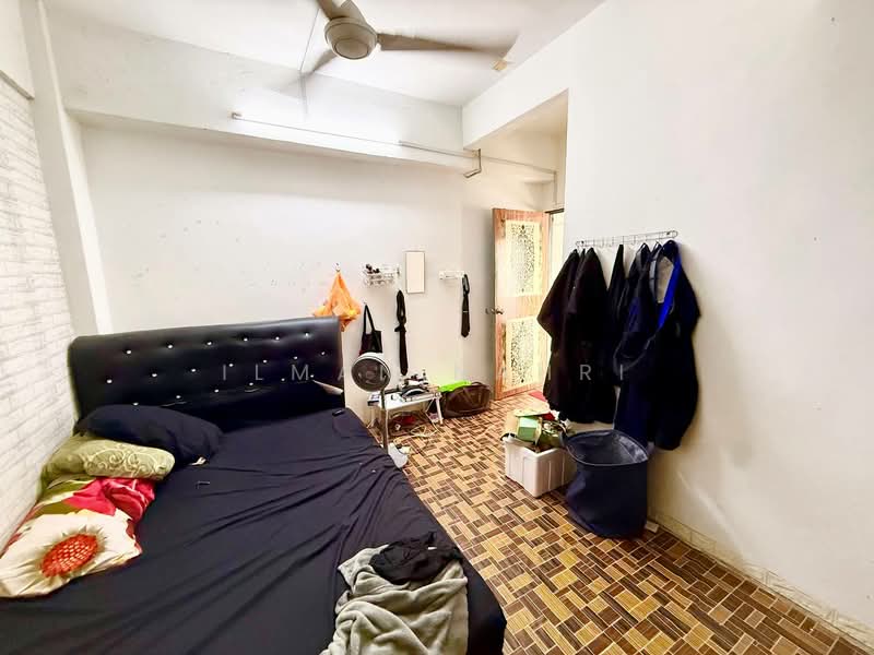 Apartment for Sale at Taman Bukit Mutiara - Ilman Nahri - Bedroom - PropertyGuru.com.my