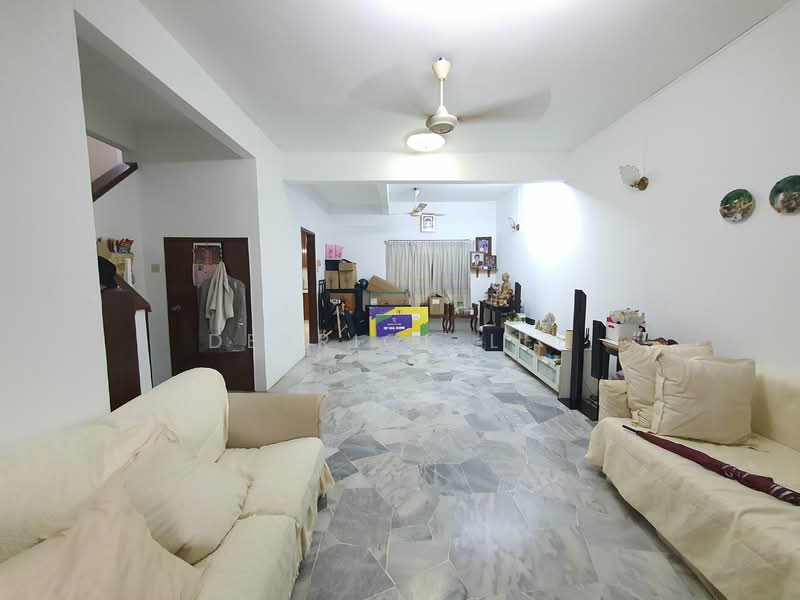 Rumah Teres untuk Dijual di Usj 4 (Subang Jaya) - Derrick Lee - Living Room - PropertyGuru.com.my