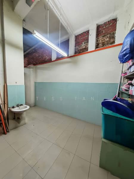 Shop for Sale in Kampung Hulu (Melaka City) - Tess Tan - Interior - PropertyGuru.com.my