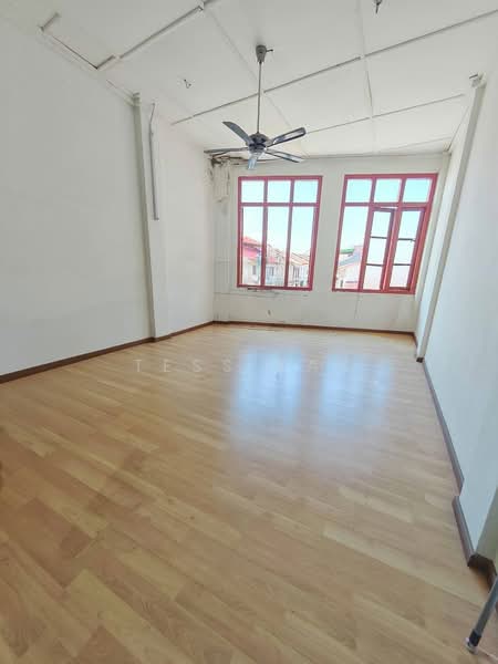 Shop for Sale in Kampung Hulu (Melaka City) - Tess Tan - Interior - PropertyGuru.com.my