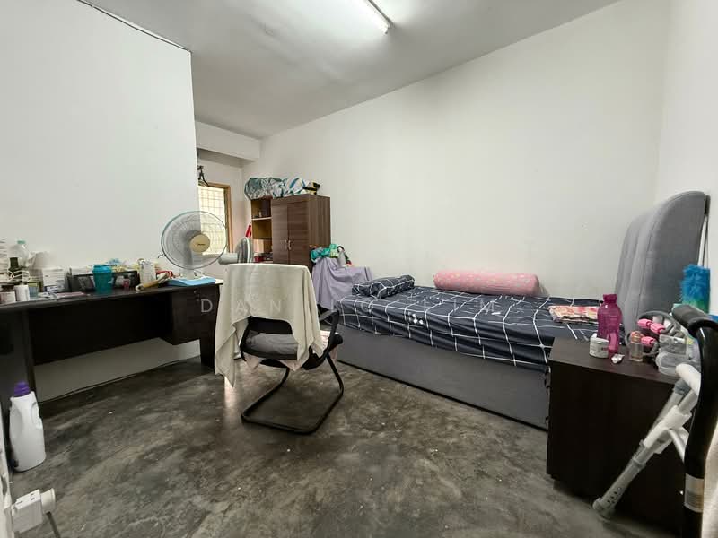 2-storey Terraced House for Sale in Bandar Damai Perdana (Cheras) - Danilo Lim - Bedroom - PropertyGuru.com.my