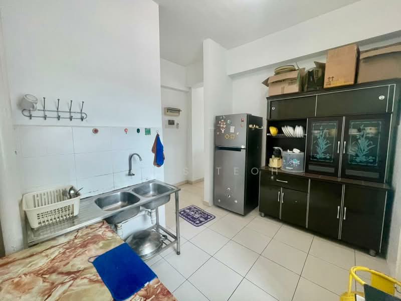 Pangsapuri untuk Dijual di Idaman Iris - Chris Teoh - Kitchen - PropertyGuru.com.my