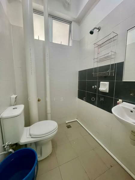 Pangsapuri untuk Dijual di Idaman Iris - Chris Teoh - Bathroom - PropertyGuru.com.my