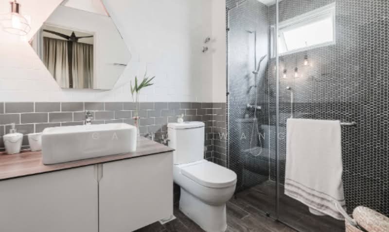 Servis Apartment untuk Dijual di Anja Residences - Carson Wang - Bathroom - PropertyGuru.com.my