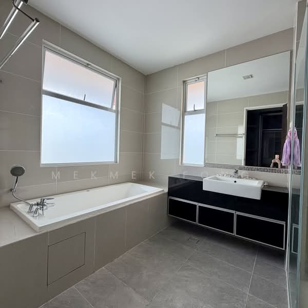 Semi-Detached House for Rent in Senibong (Permas Jaya) - MekMek Fong - PropertyGuru.com.my
