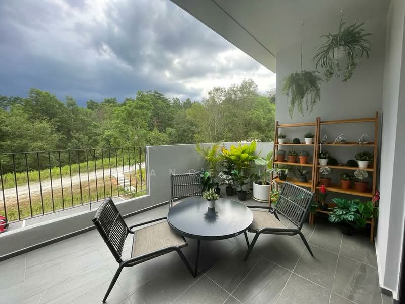 Terraced House for Sale in Taman Melawati (Ulu Kelang) - Orange Lim - Balcony - PropertyGuru.com.my