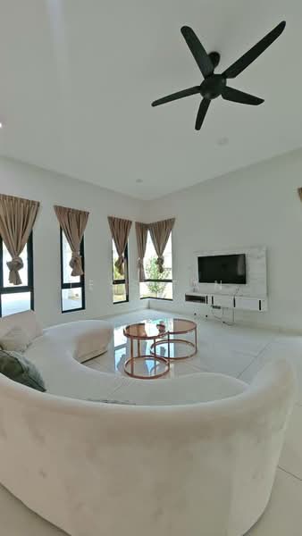 Rumah Berkembar untuk Dijual di Ujong Pasir (Melaka) - Tess Tan - Living Room - PropertyGuru.com.my