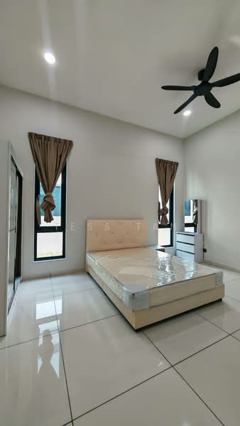 Rumah Berkembar untuk Dijual di Ujong Pasir (Melaka) - Tess Tan - Bedroom - PropertyGuru.com.my