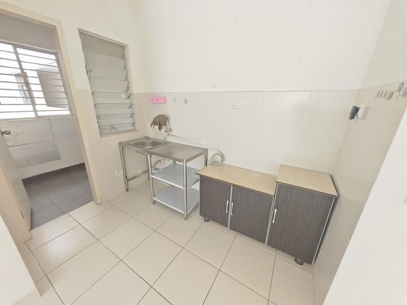 Apartment for Sale at Karisma @ Eco Majestic - Mac Chong - Kitchen - PropertyGuru.com.my