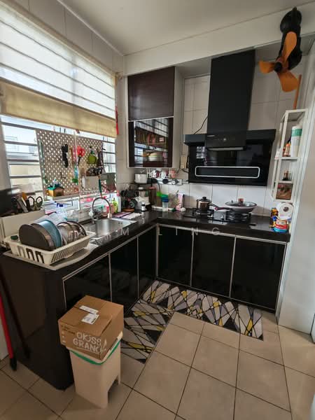 2-storey Terraced House for Sale in Kemuning Utama (Shah Alam) - Jim Ling - Kitchen - PropertyGuru.com.my