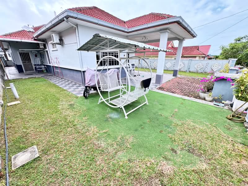 Bungalow for Sale in Taman Tuanku Jaafar (Sungai Gadut) - Herman Sazwan Nor Rahim - Exterior - PropertyGuru.com.my