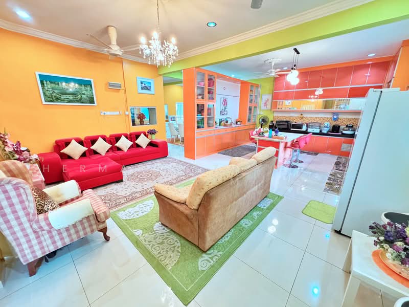 Bungalow for Sale in Taman Tuanku Jaafar (Sungai Gadut) - Herman Sazwan Nor Rahim - Living Room - PropertyGuru.com.my