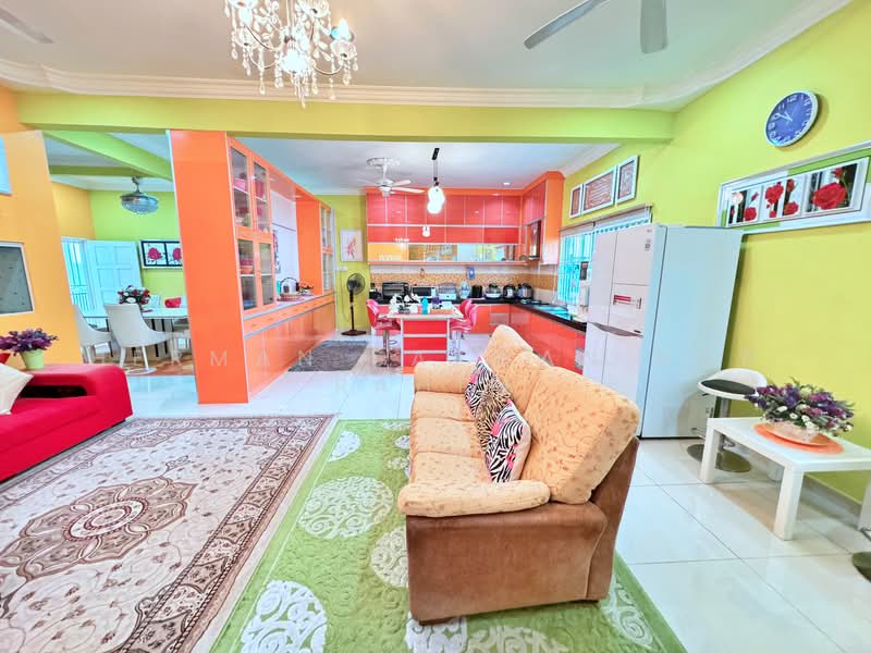 Bungalow for Sale in Taman Tuanku Jaafar (Sungai Gadut) - Herman Sazwan Nor Rahim - Living Room - PropertyGuru.com.my