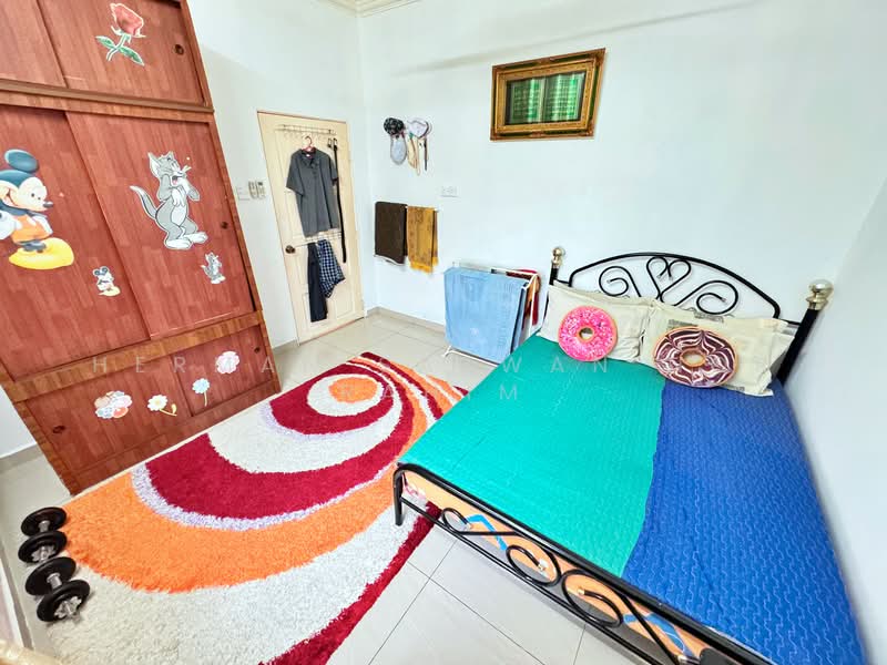 Bungalow for Sale in Taman Tuanku Jaafar (Sungai Gadut) - Herman Sazwan Nor Rahim - Bedroom - PropertyGuru.com.my