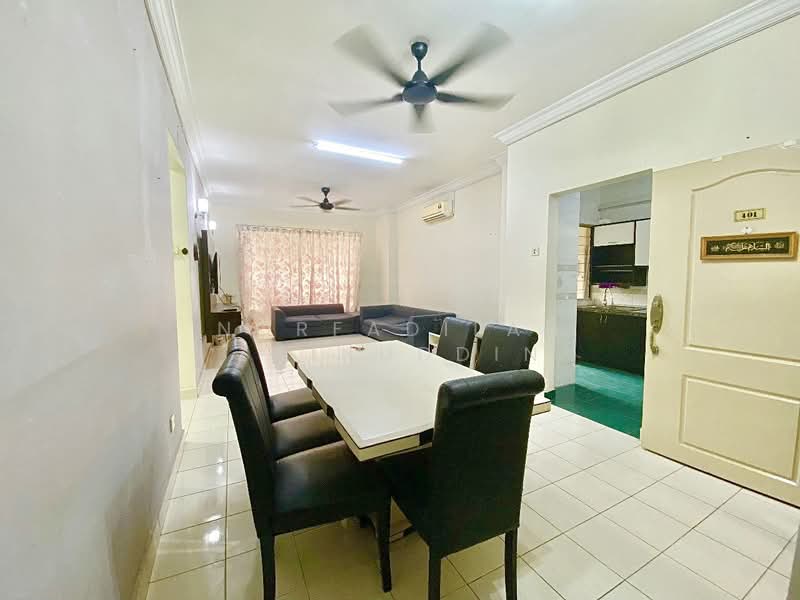 Condominium for Sale at Astana Putra - NORFADILAH ZAINUDDIN - Living Room - PropertyGuru.com.my