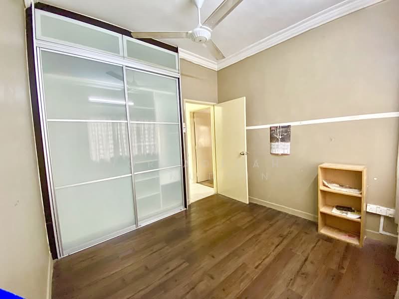 Condominium for Sale at Astana Putra - NORFADILAH ZAINUDDIN - Bedroom - PropertyGuru.com.my