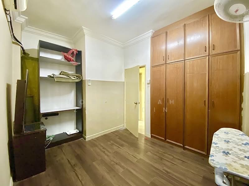Condominium for Sale at Astana Putra - NORFADILAH ZAINUDDIN - Bedroom - PropertyGuru.com.my