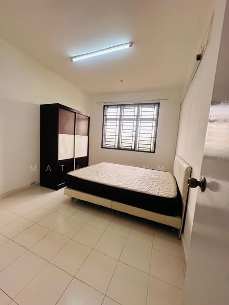Apartment for Rent at Villa Krystal @ Bandar Selesa Jaya - Mathan Kumar - Bedroom - PropertyGuru.com.my