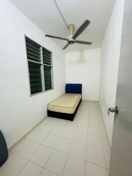 Apartment for Rent at Villa Krystal @ Bandar Selesa Jaya - Mathan Kumar - Bedroom - PropertyGuru.com.my