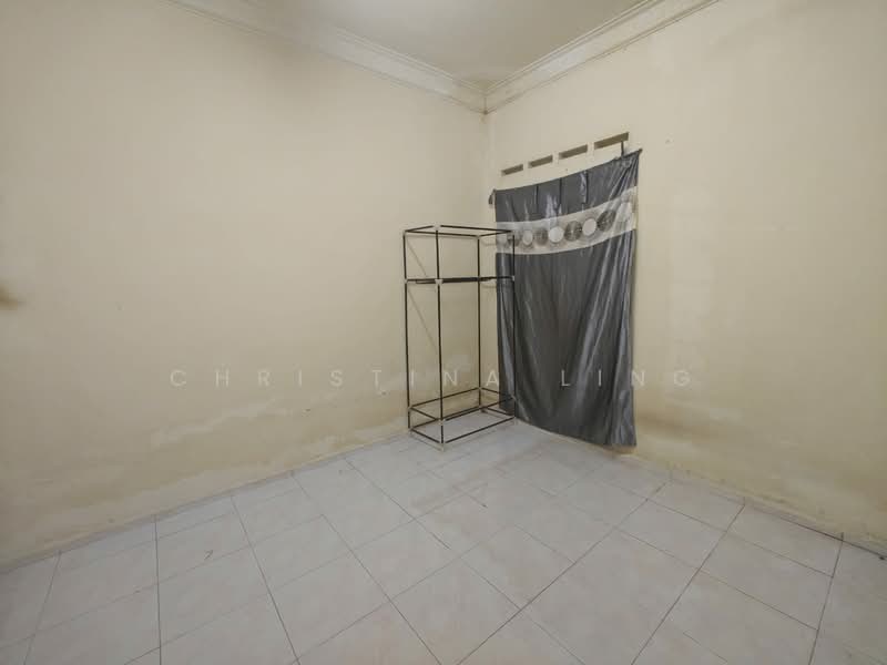 Rumah Teres 1 Tingkat untuk Dijual di Taman Ungku Tun Aminah (Skudai) - Christina Ling - PropertyGuru.com.my