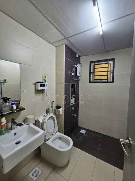 Servis Apartment untuk Dijual di D'Tasek Residences (Tasek Impian) - Jeffrey Kiong - Bathroom - PropertyGuru.com.my