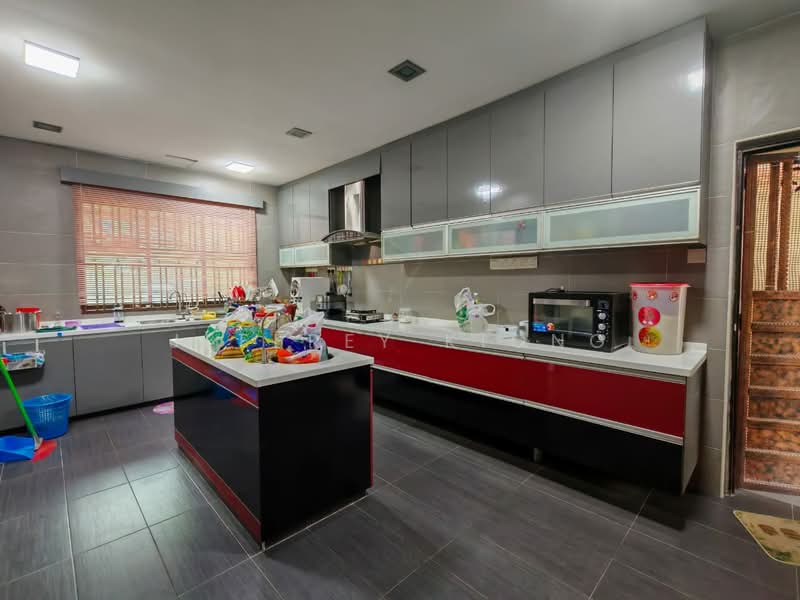 Rumah Teres 2 Tingkat untuk Dijual di Taman Sutera Utama (Skudai) - Jeffrey Kiong - Kitchen - PropertyGuru.com.my