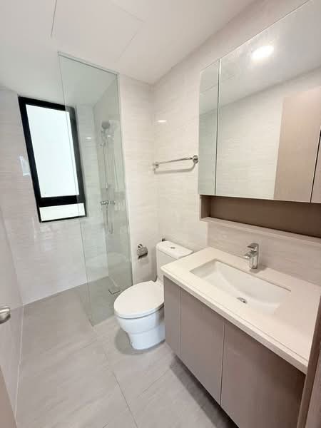 Servis Apartment untuk Disewa di Baron Residence @ Lake City - JK Leong - Bathroom - PropertyGuru.com.my