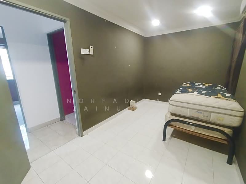 Pangsapuri untuk Dijual di saujana apartment - NORFADILAH ZAINUDDIN - Bedroom - PropertyGuru.com.my