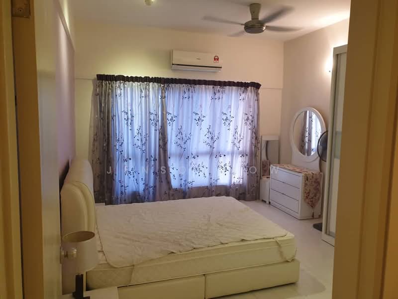 Servis Apartment untuk Dijual di SetiaWalk - Jenson Low - Bedroom - PropertyGuru.com.my