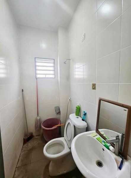 Rumah Teres 1 Tingkat untuk Dijual di Lahat (Perak) - Kelvin Chong - Bathroom - PropertyGuru.com.my