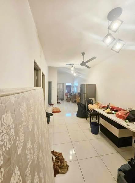 Rumah Teres 1 Tingkat untuk Dijual di Lahat (Perak) - Kelvin Chong - Living Room - PropertyGuru.com.my