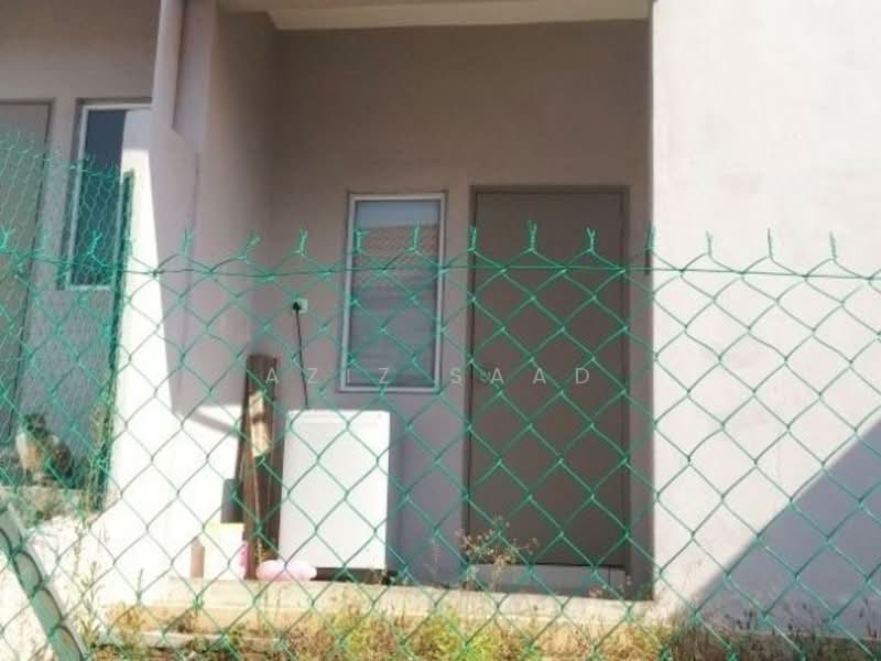 Rumah Teres untuk Dijual di Aman Putri (Sungai Buloh) - Aziz Saad - Exterior - PropertyGuru.com.my