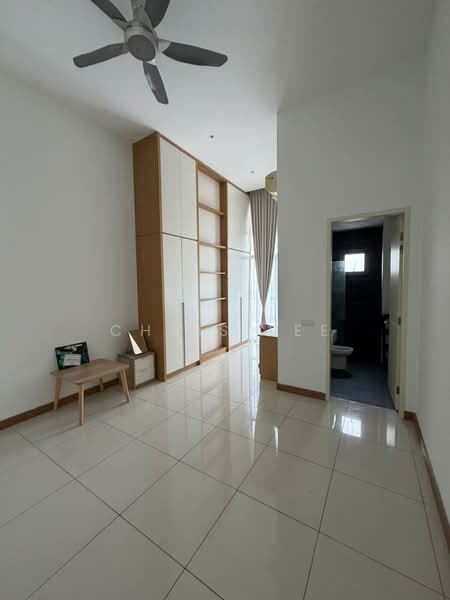 Kondominium untuk Dijual di Dua Menjalara - Chris Lee - Bedroom - PropertyGuru.com.my