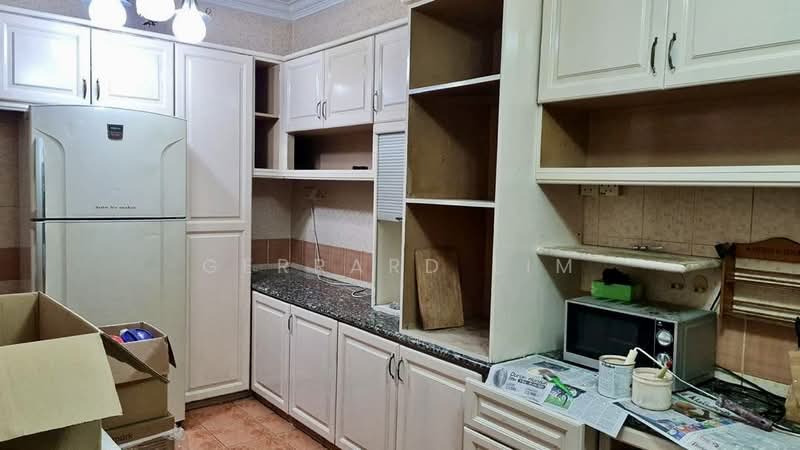 2-storey Terraced House for Sale in Putra Permai (Subang Jaya) - Gerrard Lim - Kitchen - PropertyGuru.com.my
