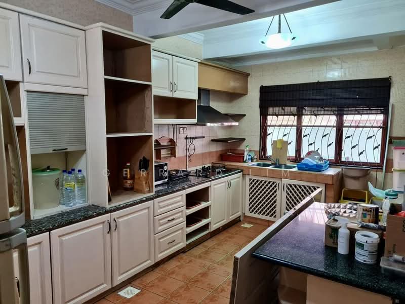 2-storey Terraced House for Sale in Putra Permai (Subang Jaya) - Gerrard Lim - Kitchen - PropertyGuru.com.my