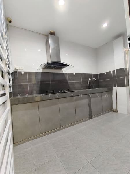 Rumah Teres 2 Tingkat untuk Dijual di Bandar Cyber Ipoh (Bandar Siber) (Ipoh) - Kelvin Chong - Kitchen - PropertyGuru.com.my