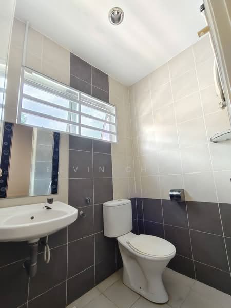 Rumah Teres 2 Tingkat untuk Dijual di Bandar Cyber Ipoh (Bandar Siber) (Ipoh) - Kelvin Chong - Bathroom - PropertyGuru.com.my