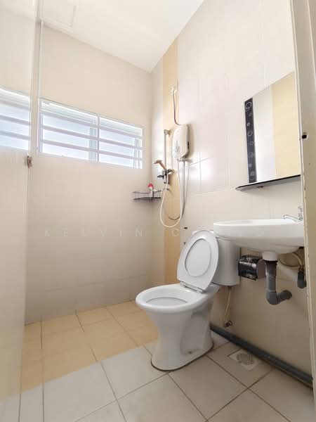 Rumah Teres 2 Tingkat untuk Dijual di Bandar Cyber Ipoh (Bandar Siber) (Ipoh) - Kelvin Chong - Bathroom - PropertyGuru.com.my