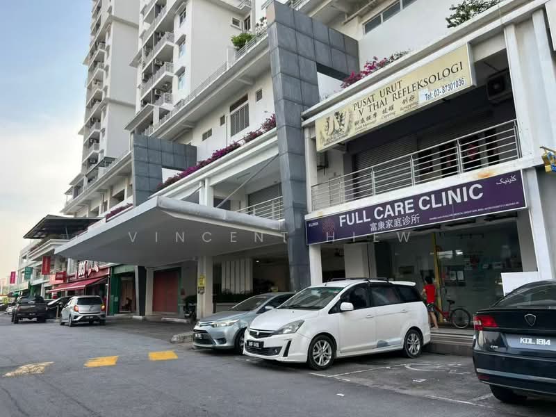 Condominium for Rent at Pearl Avenue - Vincent Hiew - Exterior - PropertyGuru.com.my