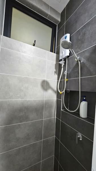Servis Apartment untuk Disewa di ASTON ACACIA - Jie Ying - Bathroom - PropertyGuru.com.my