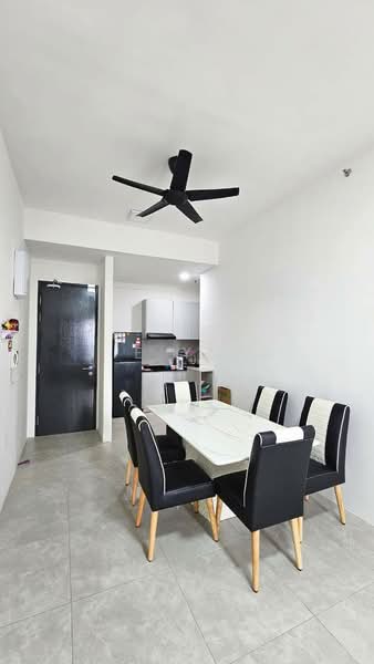 Servis Apartment untuk Disewa di ASTON ACACIA - Jie Ying - Dining Room - PropertyGuru.com.my