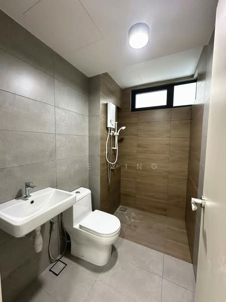 Pangsapuri untuk Disewa di Vivo Executive Apartment - Jie Ying - Bathroom - PropertyGuru.com.my