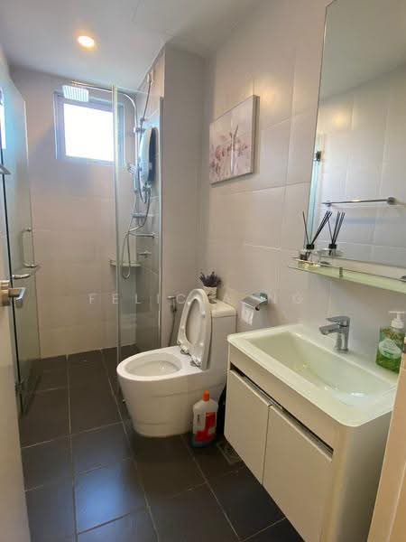 Kondominium untuk Disewa di Aurora Residence @ Lake Side City - Felicia Ng - Bathroom - PropertyGuru.com.my