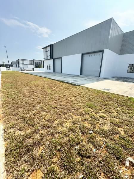Kilang untuk Disewa di Eco Business Park 1 (Johor Bahru) - Zephyr Khoo - Exterior - PropertyGuru.com.my