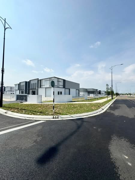 Kilang untuk Disewa di Eco Business Park 1 (Johor Bahru) - Zephyr Khoo - Exterior - PropertyGuru.com.my