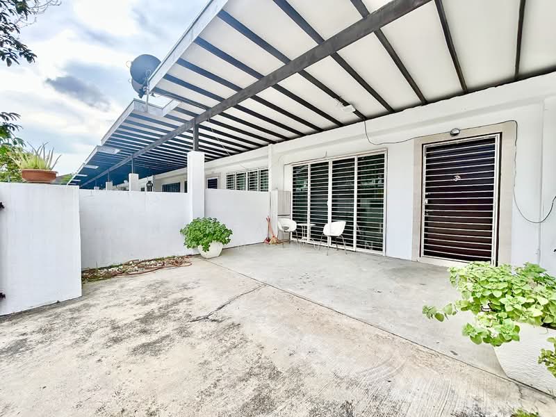 Terraced House for Sale in Shah Alam (Selangor) - NORFADILAH ZAINUDDIN - Exterior - PropertyGuru.com.my