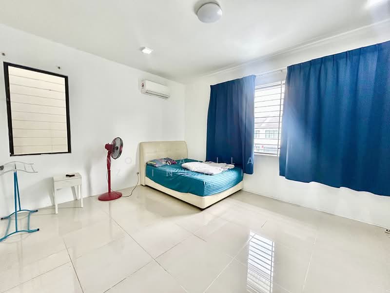 Terraced House for Sale in Shah Alam (Selangor) - NORFADILAH ZAINUDDIN - Bedroom - PropertyGuru.com.my