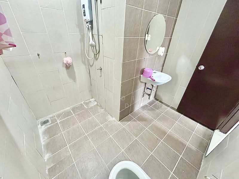 Terraced House for Sale in Shah Alam (Selangor) - NORFADILAH ZAINUDDIN - Bathroom - PropertyGuru.com.my