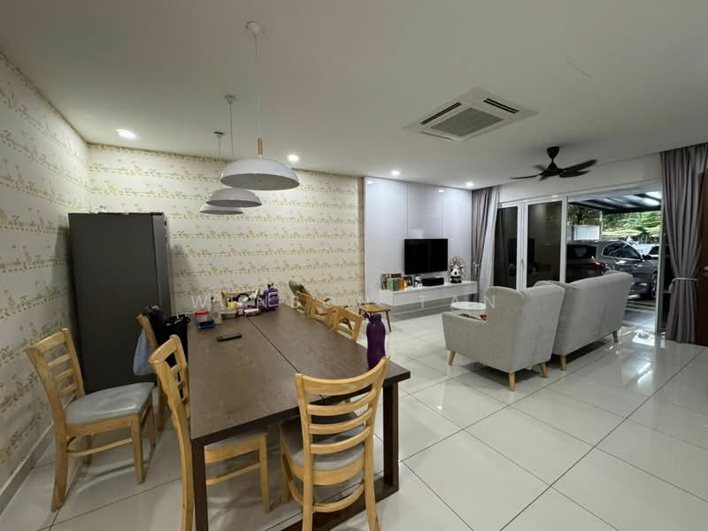 2-storey Terraced House for Sale in Bandar Dato Onn (Tebrau) - Winson Tan - Living Room - PropertyGuru.com.my